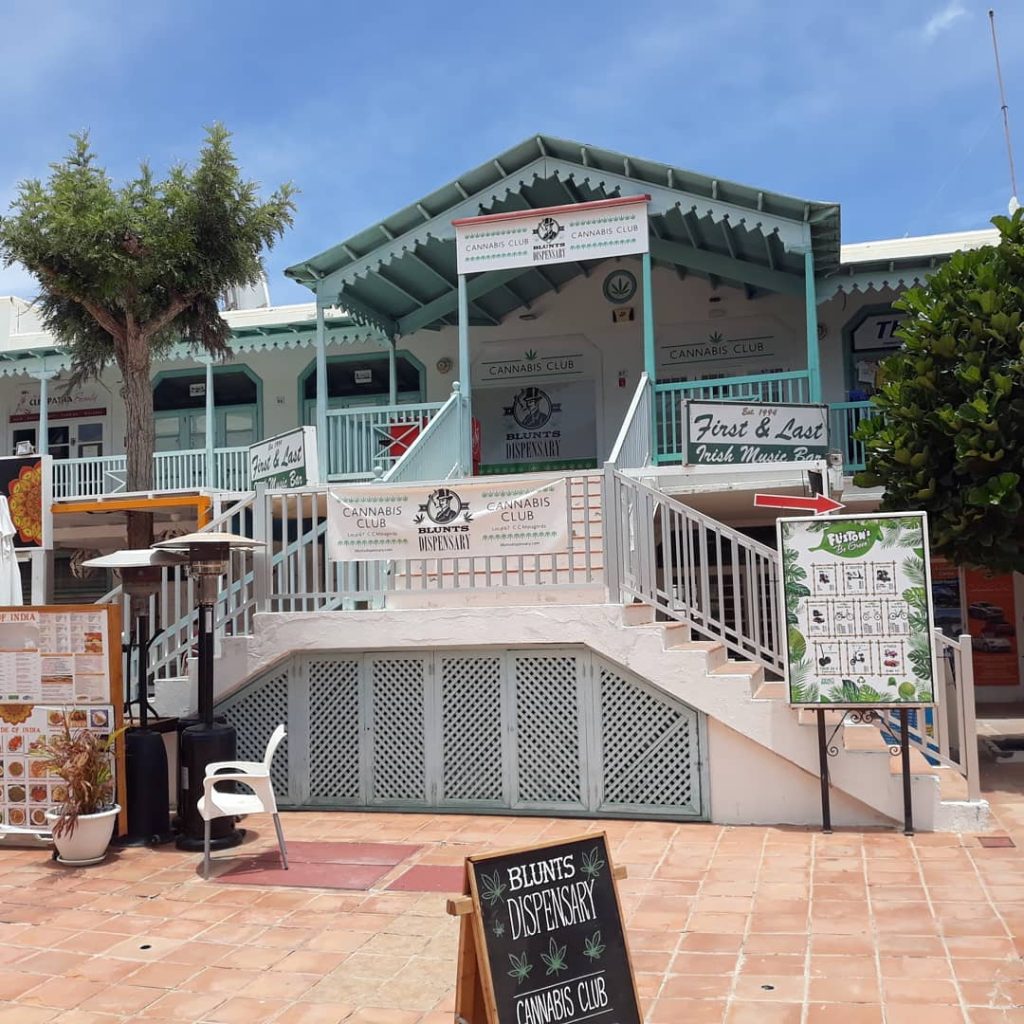 Blunts Cannabis Dispensary Matagorda Puerto Del Carmen Lanzarote Cannabis Club Exterior View