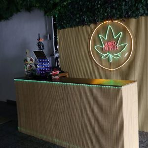 Weed Mania Lifestyle Headshop Puerto Del Carmen, Lanzarote Shop counter
