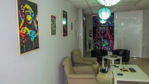 Green Moon Cannabis Social Club Alicante Seating