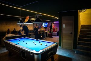 Shiva Cannabis Social Club San Pedro Alcántara, Málaga Pool Table