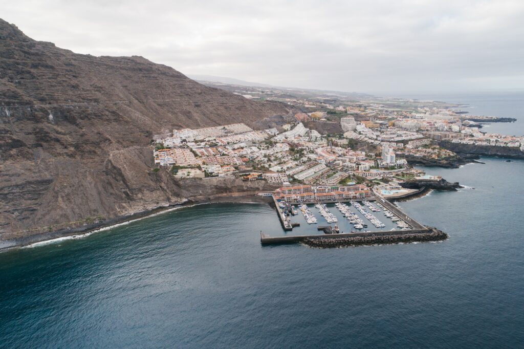 How to Join a Cannabis Social Club in Tenerife: A Tourist’s Step-by-Step Guide